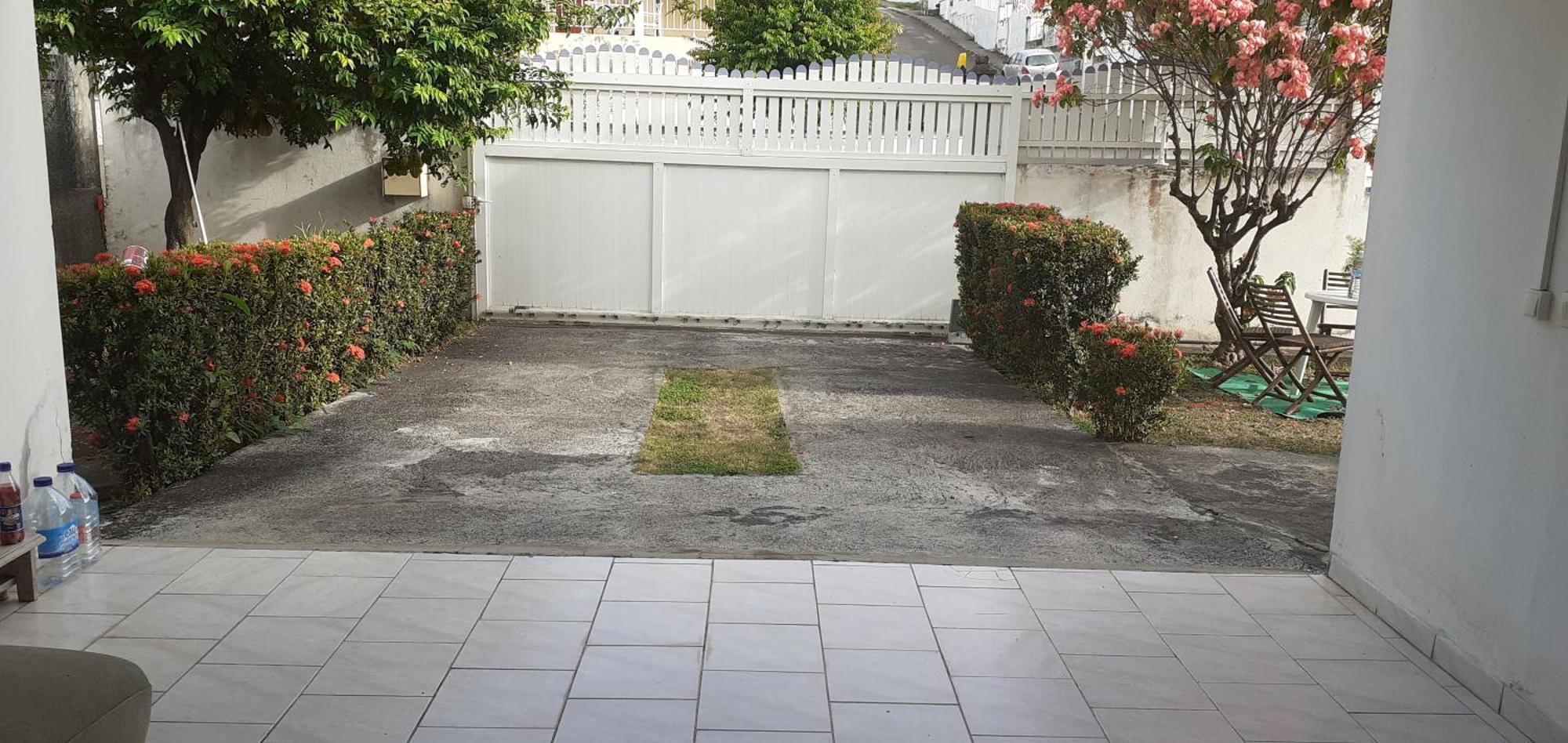 Le P'Tit Nid Cocodydy Apartamento Baillif Exterior foto